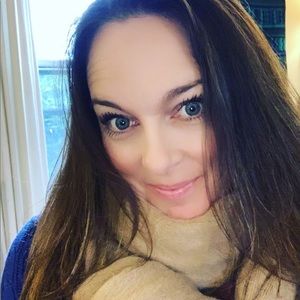 Meet your Posher, Alicia